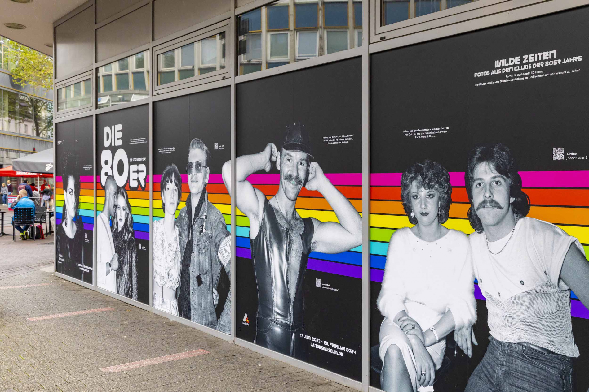 KME, Stadt und Badisches Landesmuseum nutzen innerstädtische Leerstände kreativ: City-Schaufenster in die wilden 80er